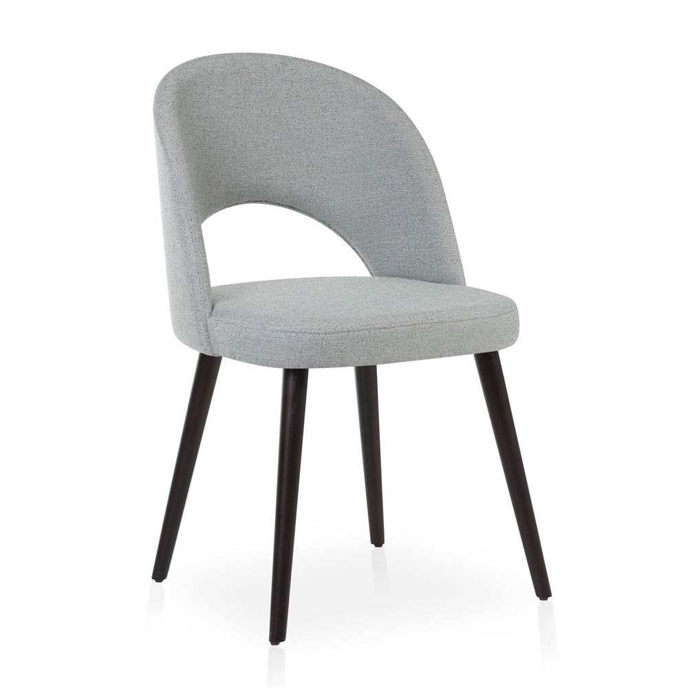 Modelo 3D de una silla utilizada para el ambiente decorativo que ilustra este artículo